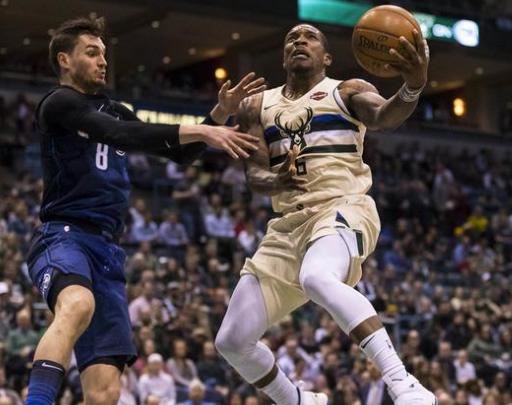 也凸显了媒 也凸显了媒