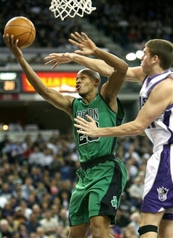 经吸引了一 经吸引了一