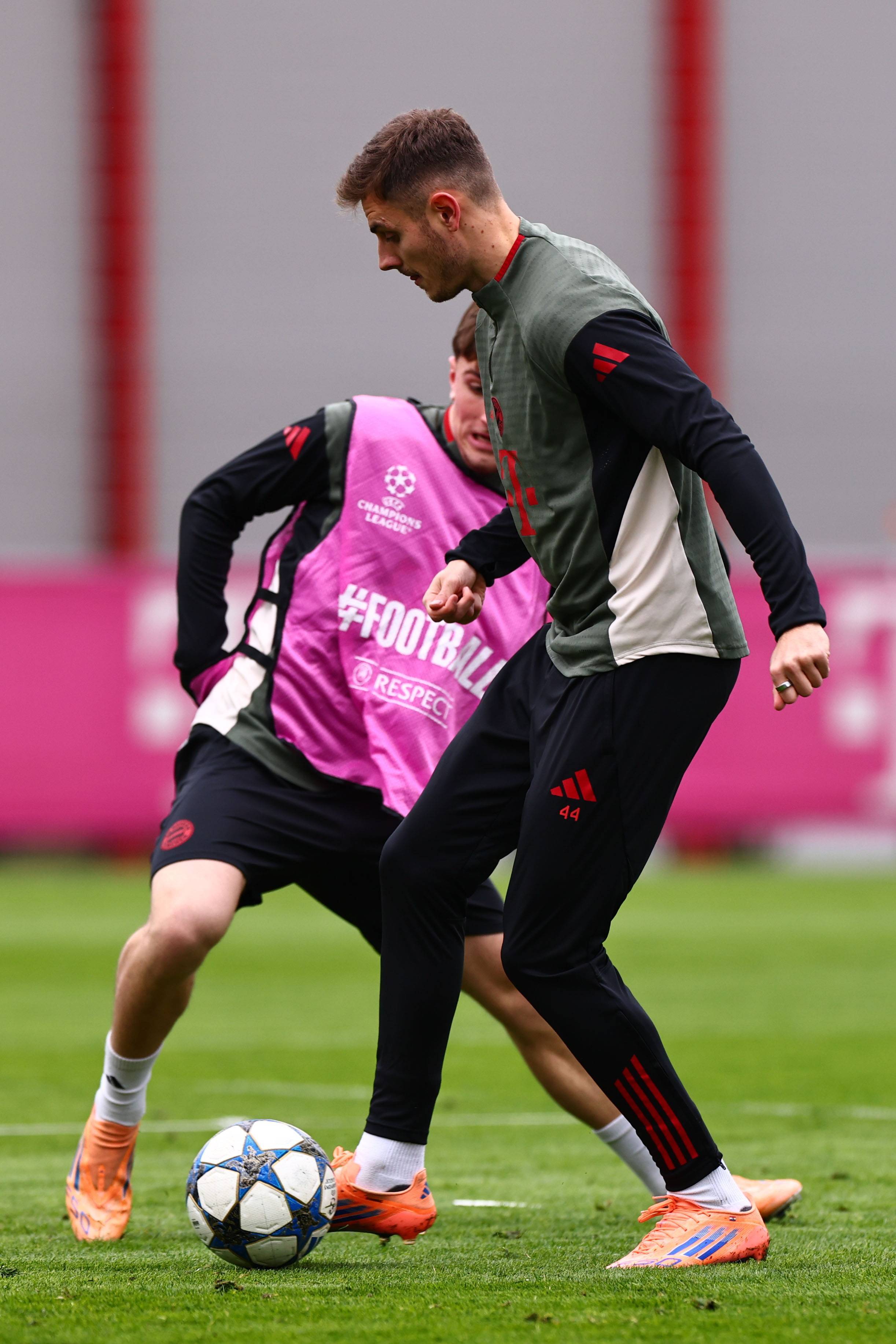 哈兰德是皇 哈兰德是皇